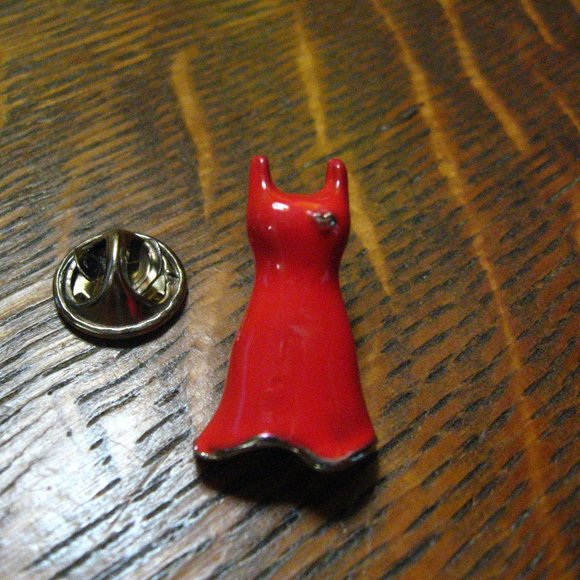 Red Dress Heart Women's Lapel Pin - Picture 2 of 4